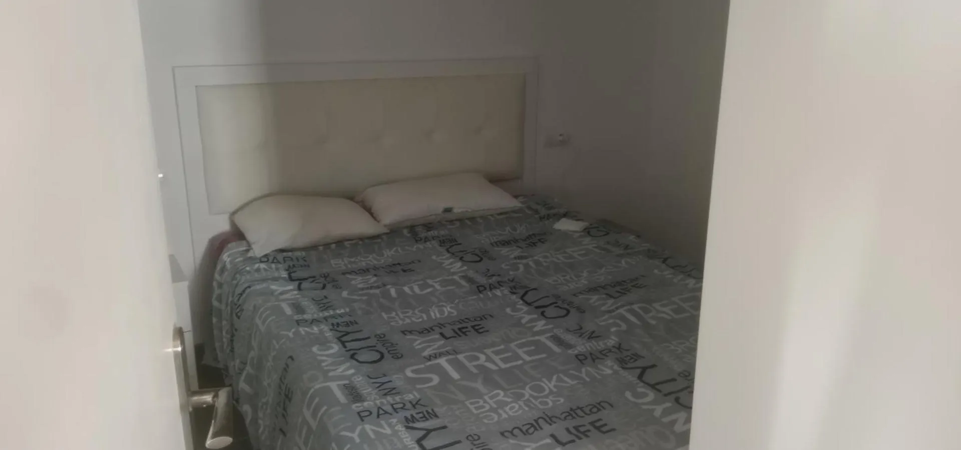 Casa En Roses Para 6 Personas Con 2 Habitaciones Y Piscina Comunitaria بيت للعطل